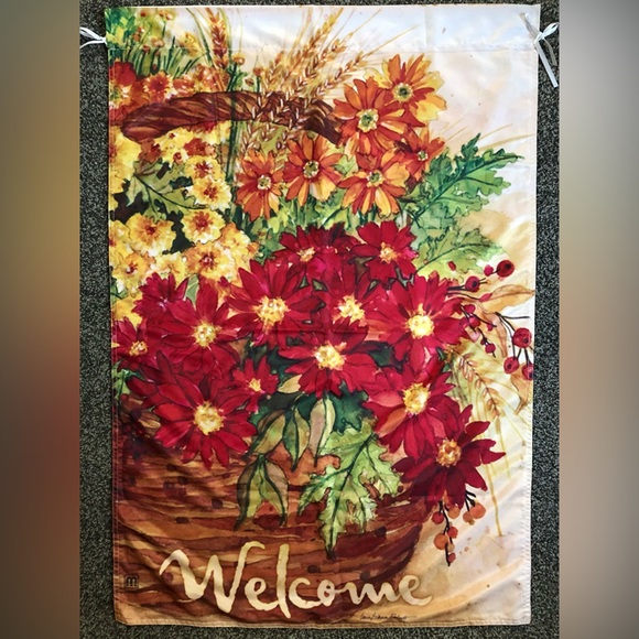 🍁Welcome Fall Mums in Basket Artist Print Full Size Flag - Picture 3 of 6